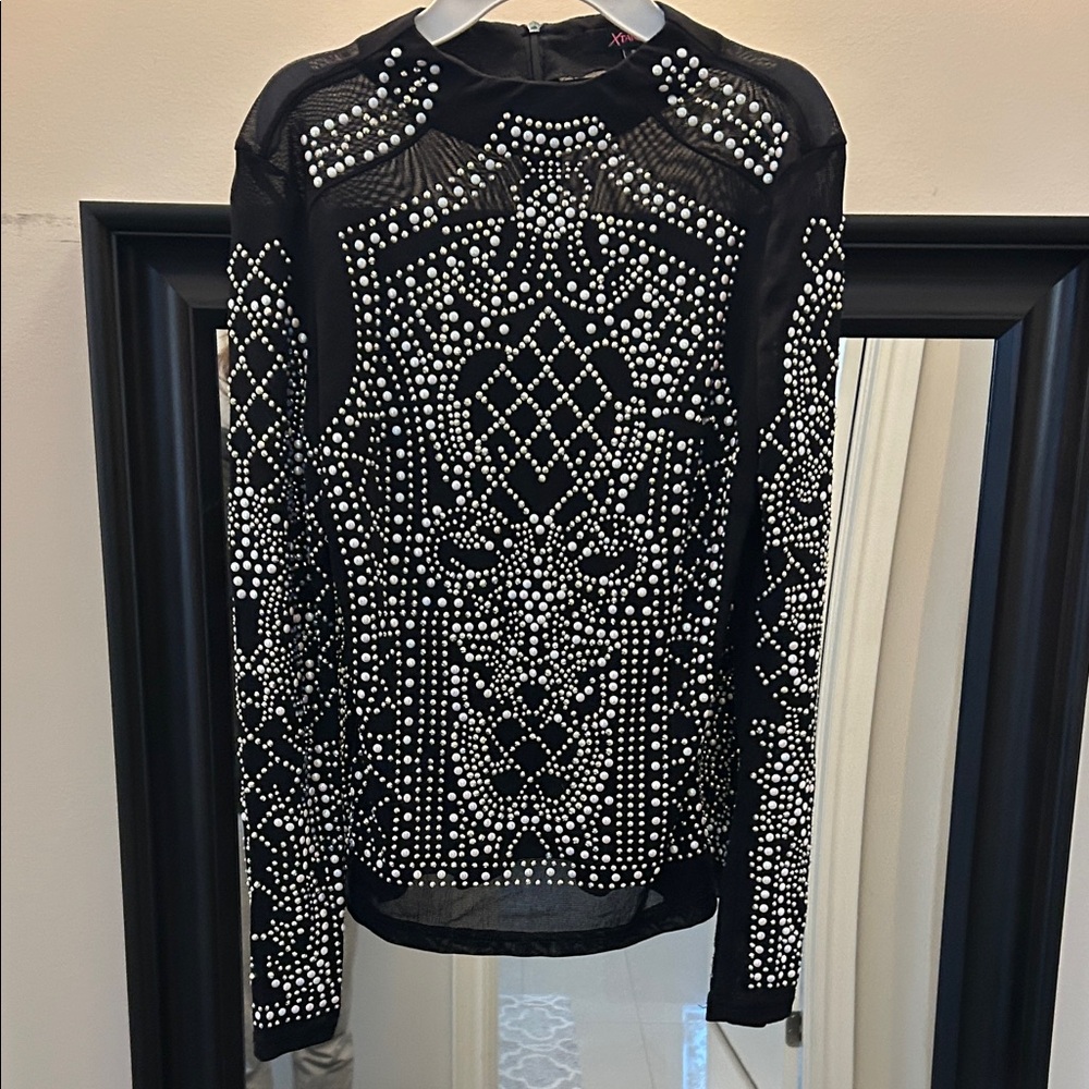 🤩Elegant Black Embellished Women's Top